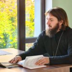 «От молитвы — к творчеству: в воскресной школе Просветительского центра святителя Гурия Таврического раскрывают таланты».