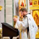 Литургия в кафедральном Александро-Невском соборе в день празднования Вознесения Господня