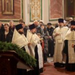 Воскресные богослужения в Александро-Невском кафедральном соборе в Неделю 32-ю по Пятидесятнице