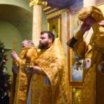 Божественная литургия в день памяти святителя Спиридона, епископа Тримифунтского в нижнем храме имени св.Гурия Таврического.