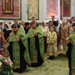 Всенощное бдение в кафедральном соборе святого благоверного князя Александра Невского  в канун праздника Святой Троицы (Пятидесятницы)