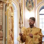 В Неделю 2-ю по Пятидесятнице, Всех святых, в земле Русской просиявших, епископ Нестор совершил Литургию в кафедральном Александро-Невском соборе г. Симферополя.