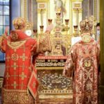 В ДЕНЬ ПРАЗДНОВАНИЯ ПЕРЕНЕСЕНИЯ МОЩЕЙ  СВЯТИТЕЛЯ  И ЧУДОТВОРЦА НИКОЛАЯ МИТРОПОЛИТ СИМФЕРОПОЛЬСКИЙ И КРЫМСКИЙ ЛАЗАРЬ ВОЗГЛАВИЛ ЛИТУРГИЮ В АЛЕКСАНДРО-НЕВСКОМ КАФЕДРАЛЬНОМ СОБОРЕ Г. СИМФЕРОПОЛЯ.