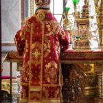 В ПРАЗДНИК ПРОИСХОЖДЕНИЯ ЧЕСТНЫХ ДРЕВ ЖИВОТВОРЯЩЕГО КРЕСТА ГОСПОДНЯ ЕПИСКОП БАХЧИСАРАЙСКИЙ КАЛЛИНИК ВОЗГЛАВИЛ ЛИТУРГИЮ В АЛЕКСАНДРО-НЕВСКОМ КАФЕДРАЛЬНОМ СОБОРЕ Г. СИМФЕРОПОЛЯ