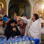 Богослужение в нижнем храме (во имя святителя Гурия, Архиепископа Таврического) в Крещенский сочельник.