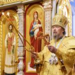 Высокопреосвященнейший Митрополит Лазарь возглавил Божественную литургию в кафедральном соборе святого благоверного князя Александра Невского г. Симферополя.