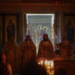 Ночная молодежная Божественная литургия в Александро-Невском кафедральном соборе