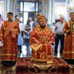В ПРАЗДНИК ПРОИСХОЖДЕНИЯ ЧЕСТНЫХ ДРЕВ ЖИВОТВОРЯЩЕГО КРЕСТА ГОСПОДНЯ ЕПИСКОП БАХЧИСАРАЙСКИЙ КАЛЛИНИК ВОЗГЛАВИЛ ЛИТУРГИЮ В АЛЕКСАНДРО-НЕВСКОМ КАФЕДРАЛЬНОМ СОБОРЕ Г. СИМФЕРОПОЛЯ