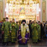 Всенощное бдение в кафедральном Свято-Александро-Невском соборе в канун престольного торжества.