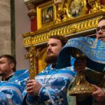 Воскресные богослужения в Александро-Невском кафедральном соборе в Неделю о блудном сыне