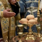 В канун праздника Покрова Пресвятой Богородицы епископ Бахчисарайский Каллиник совершил праздничное всенощное бдение в кафедральном Александро-Невском соборе г. Симферополя.