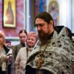 Божественная литургия Преждеосвященных Даров в Свято-Александро-Невском кафедральном соборе.