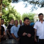 В праздник Происхождения Честных Древ Животворящего Креста Господня  епископ Нестор совершил малое освящение воды и освятил мед в кафедральном Александро-Невском соборе г. Симферополя.