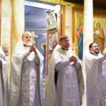 Богослужение в нижнем храме (во имя святителя Гурия, Архиепископа Таврического) в Крещенский сочельник.