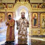 В ПРАЗДНИК СОБОРА АРХИСТРАТИГА МИХАИЛА И ПРОЧИХ НЕБЕСНЫХ СИЛ БЕСПЛОТНЫХ ПРЕОСВЯЩЕННЕЙШИЙ КАЛЛИНИК, ЕПИСКОП БАХЧИСАРАЙСКИЙ ВОЗГЛАВИЛ БОГОСЛУЖЕНИЕ В АЛЕКСАНДРО-НЕВСКОМ КАФЕДРАЛЬНОМ СОБОРЕ Г. СИМФЕРОПОЛЯ