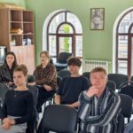 В Просветительском центре святителя Гурия Таврического прошли очередные занятия для детей и подростков. Тема беседы в ораторском клубе - "Каузальная атрибуция"