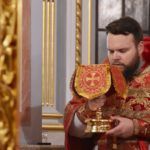 Ночная Божественная литургия в кафедральном соборе святого благоверного князя Александра Невского г. Симферополя.