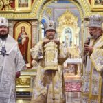ДУХОВЕНСТВО, МОНАШЕСТВУЮЩИЕ И МИРЯНЕ КРЫМСКОЙ ЕПАРХИИ ПОЗДРАВИЛИ МИТРОПОЛИТА СИМФЕРОПОЛЬСКОГО И КРЫМСКОГО ЛАЗАРЯ С РОЖДЕСТВОМ ХРИСТОВЫМ.