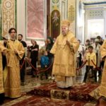 В канун Недели 17-й по Пятидесятнице в кафедральном Свято-Александро-Невском соборе г. Симферополя было совершено всенощное бдение.