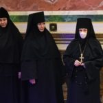 ДУХОВЕНСТВО, МОНАШЕСТВУЮЩИЕ И МИРЯНЕ КРЫМСКОЙ ЕПАРХИИ ПОЗДРАВИЛИ МИТРОПОЛИТА СИМФЕРОПОЛЬСКОГО И КРЫМСКОГО ЛАЗАРЯ С РОЖДЕСТВОМ ХРИСТОВЫМ.