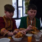Ребята из образцового ансамбля "Сударушка" при школе № 2 г. Симферополя побывали на экскурсии в кафедральном Александро-Невском соборе.