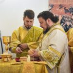 В ВОССТАНОВЛЕННОМ ХРАМЕ 4-Х СВЯТИТЕЛЕЙ МОСКОВСКИХ ПЕТРА, АЛЕКСИЯ, ИОНЫ И ФИЛИППА В ПРЕСТОЛЬНЫЙ ПРАЗДНИК ЕПИСКОП КАЛЛИНИК СОВЕРШИЛ ПЕРВУЮ БОЖЕСТВЕННУЮ ЛИТУРГИЮ.