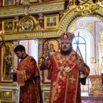 В ПРАЗДНИК ПРОИСХОЖДЕНИЯ ЧЕСТНЫХ ДРЕВ ЖИВОТВОРЯЩЕГО КРЕСТА ГОСПОДНЯ ЕПИСКОП БАХЧИСАРАЙСКИЙ КАЛЛИНИК ВОЗГЛАВИЛ ЛИТУРГИЮ В АЛЕКСАНДРО-НЕВСКОМ КАФЕДРАЛЬНОМ СОБОРЕ Г. СИМФЕРОПОЛЯ