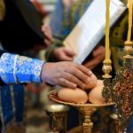 В канун праздника Успения Пресвятой Богородицы Преосвященный епископ Ялтинский Нестор совершил всенощное бдение в кафедральном Александро-Невском соборе г. Симферополя.