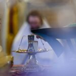 Божественная литургия в День Святого Духа в Александро-Невском кафедральном соборе