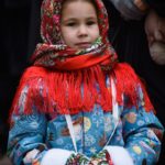 На территории кафедрального Свято-Александро- Невского собора прошла благотворительная ярмарка посвящённая дню памяти святителя Николая Чудотворца.