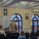 В Просветительском центре святителя Гурия Таврического прошли занятия для детей и подростков