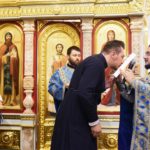 В  Неделю 12-ю по Пятидесятнице Преосвященный епископ Каллиник совершил Божественную литургию в кафедральном Александро-Невском соборе г. Симферополя.