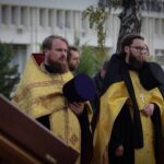 Митрополит Викентий совершил молебен перед бюстом святого праведного воина Феодора Ушакова в г. Симферополе