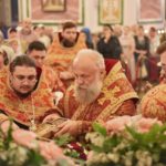 В канун праздника Воздвижения Честного и Животворящего Креста Господня епископ Ялтинский Нестор совершил всенощное бдение в кафедральном Александро-Невском соборе г. Симферополя.