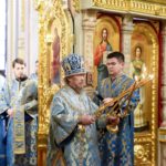 Глава Крымской Митрополии, Высокопреосвященнейший Митрополит Симферопольский и Крымский Лазарь, возглавил праздничную Божественную литургию в кафедральном соборе святого благоверного князя Александра Невского г. Симферополя.