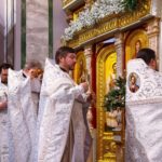 Литургия в кафедральном Свято-Александро-Невском соборе в праздник Крещения Господня.