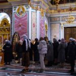 Повечерие с чтением канона преподобного Андрея Критского в кафедральном Свято-Александро-Невском соборе.