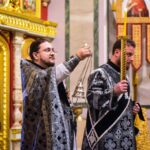 Божественная литургия Преждеосвященных Даров в Свято-Александро-Невском кафедральном соборе.
