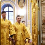 В Неделю 5-ю по Пятидесятнице, праздник Тихвинской иконы Божией Матери епископ Каллиник совершил Божественную литургию в кафедральном Александро-Невском соборе г.Симферополя.