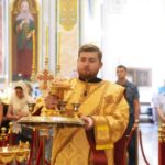 Всенощное бдение в кафедральном Александро-Невском соборе г. Симферополя в канун дня памяти славных и всехвальных первоверховных апостолов Петра и Павла.