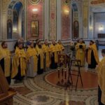 В рамках проведения сборов военных священников группировки "Днепр" в Александро-Невском кафедральном соборе был совершён молебен