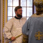 В  Неделю Крестопоклонную Митрополит Тихон возглавил Литургию в кафедральном Александро-Невского собора.