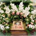 В ПРАЗДНИК ПРЕОБРАЖЕНИЯ ГОСПОДНЯ МИТРОПОЛИТ СИМФЕРОПОЛЬСКИЙ И КРЫМСКИЙ ЛАЗАРЬ ВОЗГЛАВИЛ ПРАЗДНИЧНУЮ ЛИТУРГИЮ В КАФЕДРАЛЬНОМ АЛЕКСАНДРО-НЕВСКОМ СОБОРЕ Г. СИМФЕРОПОЛЯ.