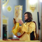 Воскресные богослужения в Александро-Невском кафедральном соборе в Неделю 10-ю по Пятидесятнице, день памяти великомученика и целителя Пантелеимона
