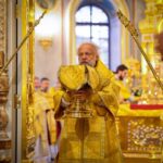Митрополит Симферопольский и Крымский Тихон возглавил Божественную литургию престольного праздника в Александро-Невском кафедральном соборе г. Симферополя