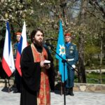 В честь 40-й годовщины аварии на Чернобыльской АЭС, в г. Симферополе состоялась церемония возложения цветов к памятнику жертвам Чернобыльской катастрофы