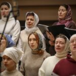 Воскресные богослужения в Александро-Невском кафедральном соборе в Неделю 32-ю по Пятидесятнице
