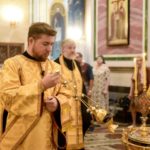 Всенощное бдение в кафедральном Александро-Невском соборе г. Симферополя в канун дня памяти славных и всехвальных первоверховных апостолов Петра и Павла.