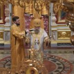 В Неделю 2-ю по Пятидесятнице, Всех святых, в земле Русской просиявших, епископ Нестор совершил Литургию в кафедральном Александро-Невском соборе г. Симферополя.