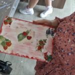 В студии декоративно - прикладного и изобразительного искусства Воскресной школы при Просветительском центре имени Св.Гурия Таврического кафедрального Александро- Невского собора был проведен мастер-класс по декорированию в технике декупаж.